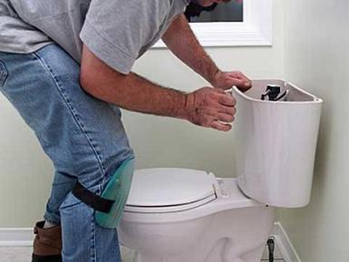 salida plumbing contractor diagnoses problem toilet